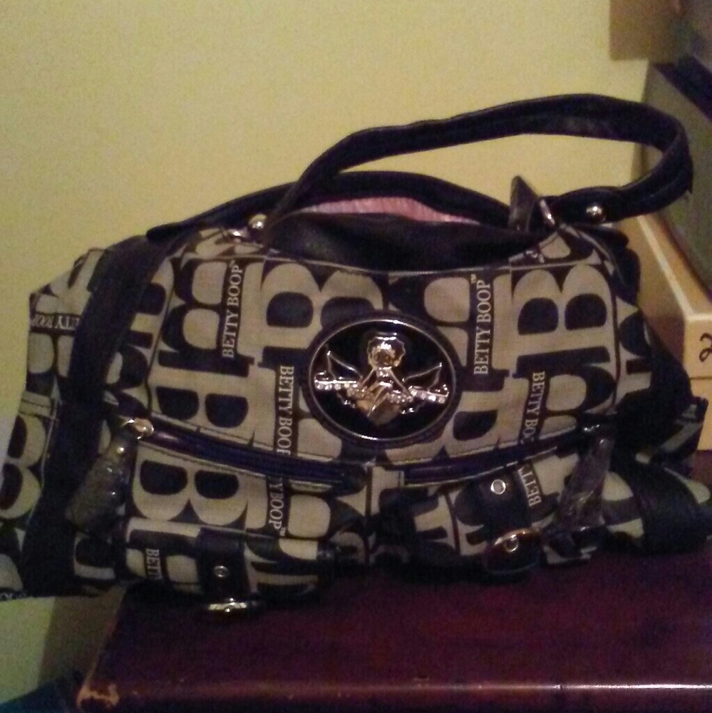 Purse - Picture 4 of 4